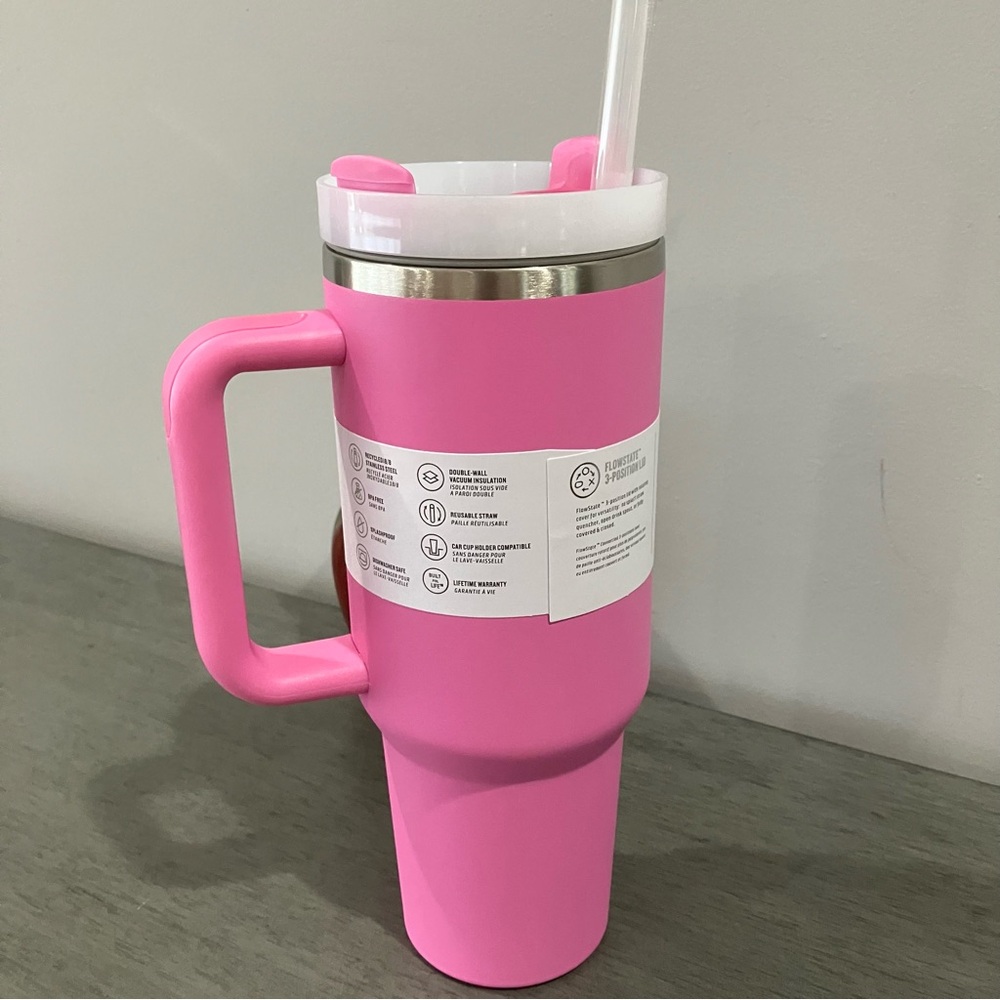 Stanley Pink Quencher H2.0 Tumbler with Handle - Picture 4 of 5